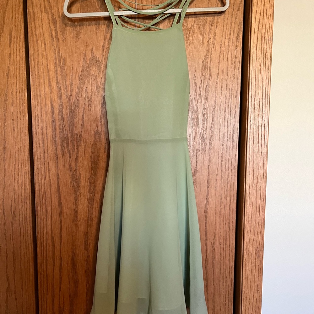 Elegant Green Sleeveless Dress